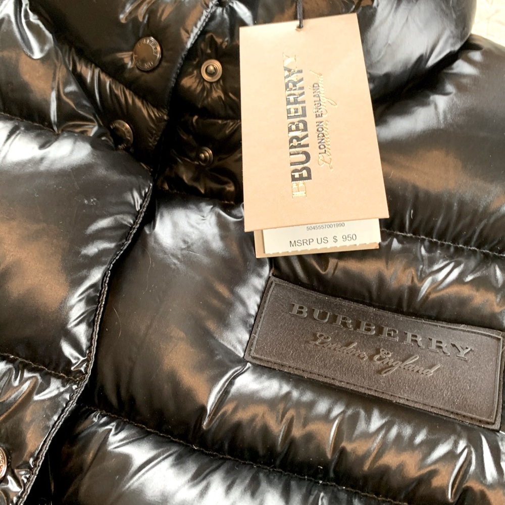 Burberry Puffer Vest NWT Size US 6